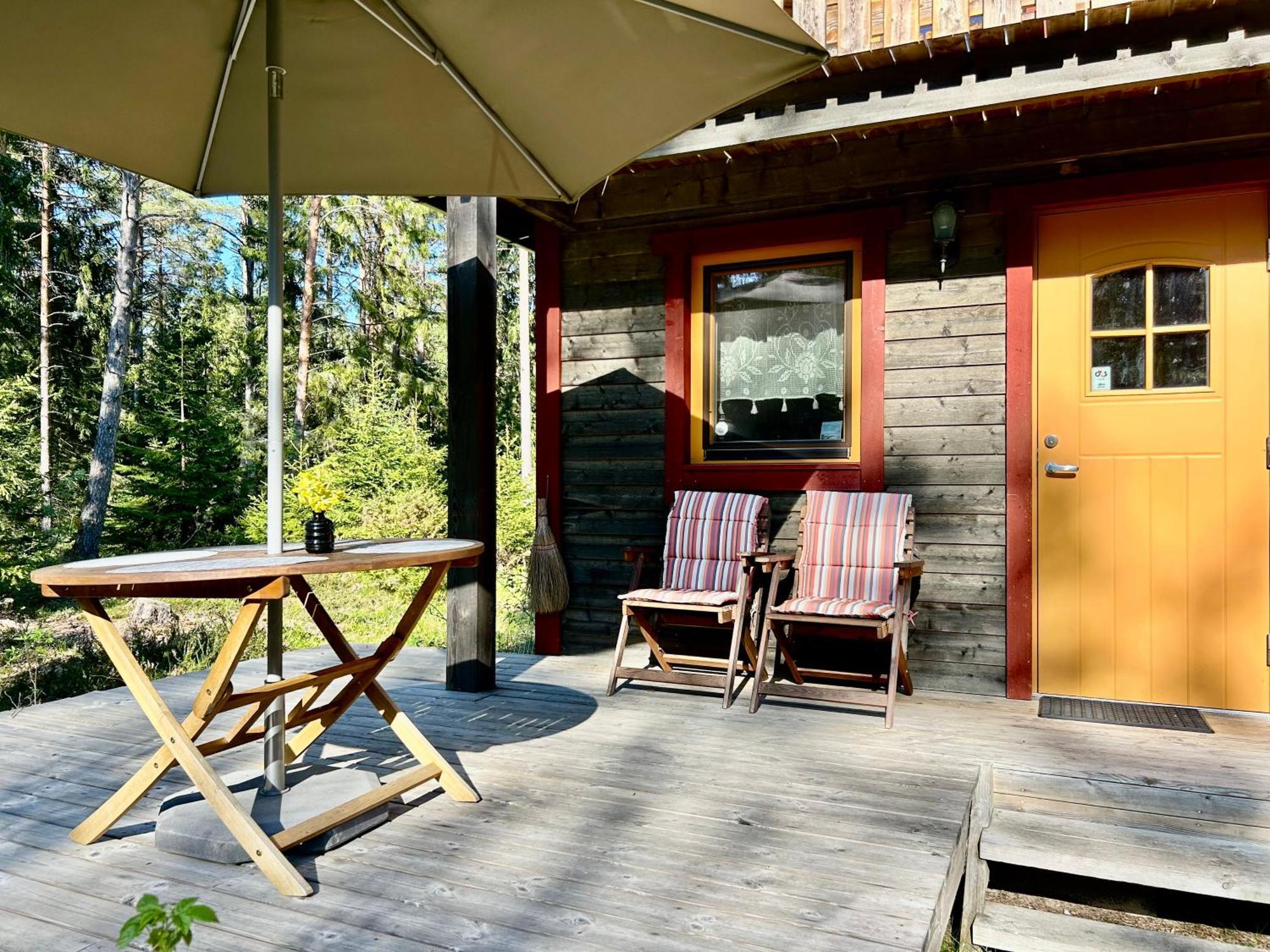 Veela Metsamaja Villa Noarootsi Exteriör bild